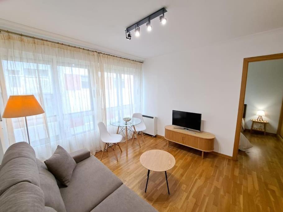 Apartamento Centrico En Vigo Bagian luar foto